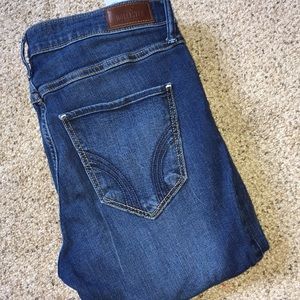 Hollister High Rise Super Skinny Jeans (like new!)